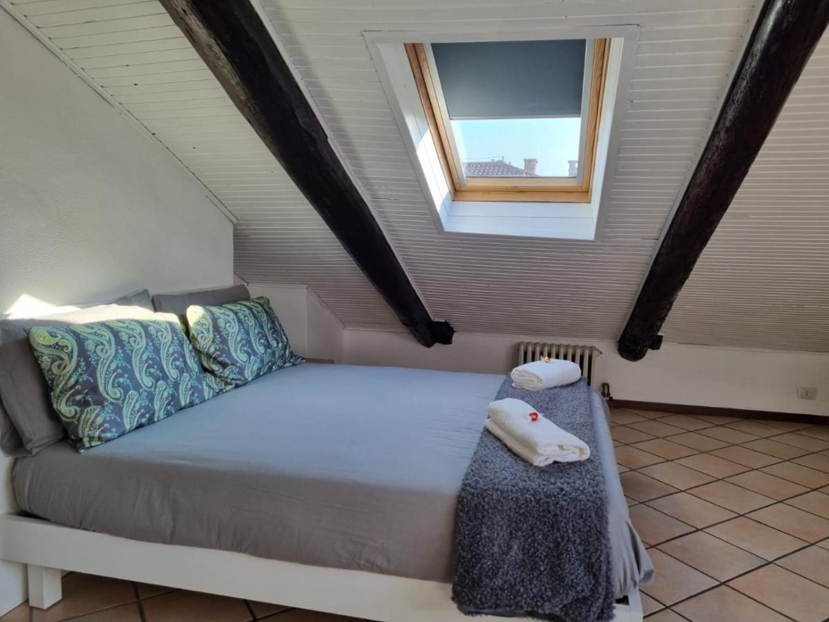 Stupenda Mansarda In Centro A Apartment Turin